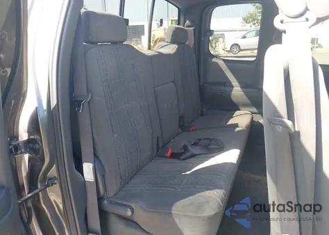 2003 Toyota Tundra Sr5 V8 from USA, damaged, VIN 5TBRT341X3S354511